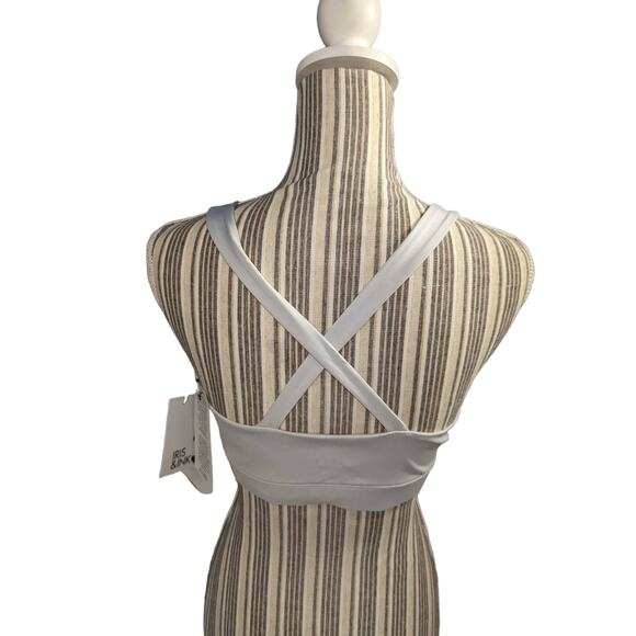 NWT Iris and ink white sports bra  size M - Picture 4 of 4